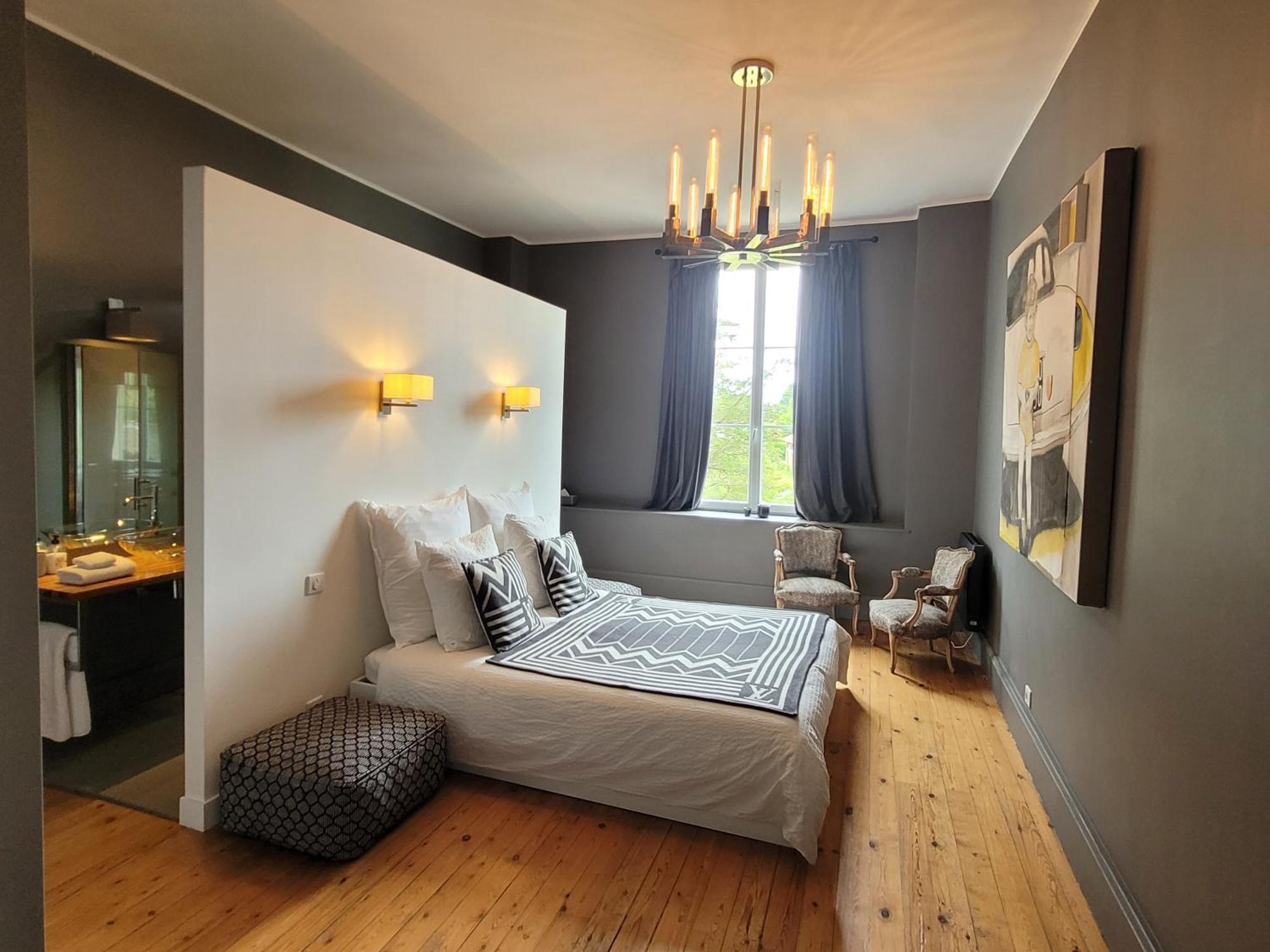 Chateau Bernon Maison D Hotes - Piscine Et Spa Queyrac Zewnętrze zdjęcie